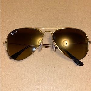 Women’s Polarized Ray-Ban Aviator Sunglasses